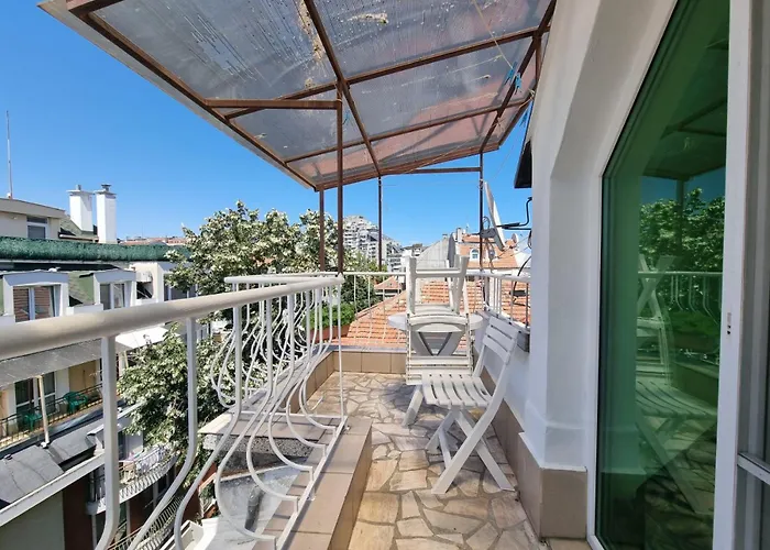 Two-floor Sunny In Centre דירה בורגאס