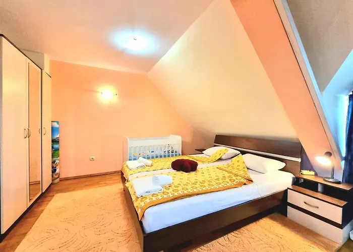 Апартамент Two-floor Sunny In Centre *