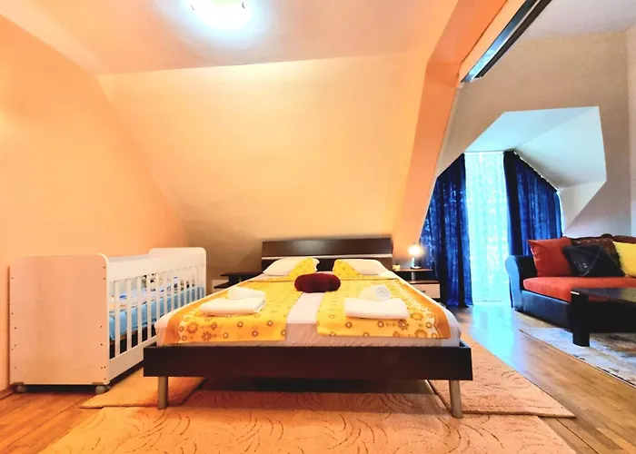 Two-floor Sunny In Centre דירה בורגאס