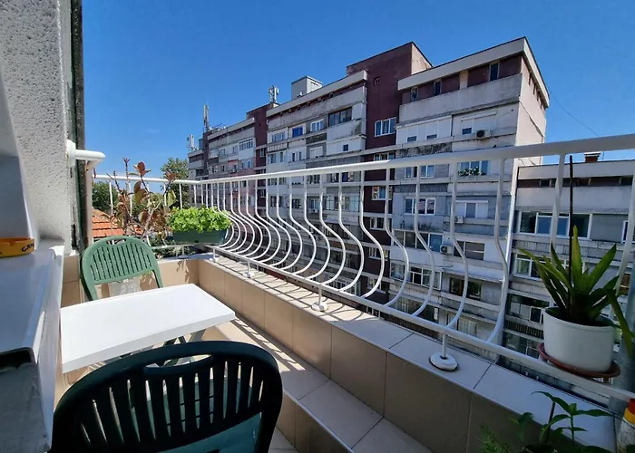 Two-floor Sunny In Centre * בורגאס