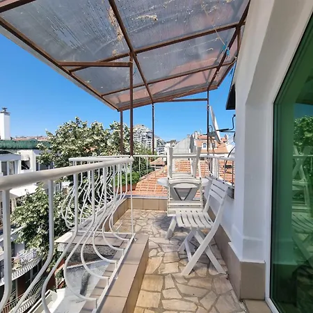 Two-floor Sunny In Centre Apartment Burgas City
