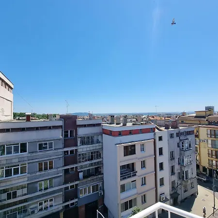 Two-floor Sunny In Centre Apartment Burgas City