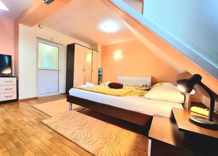 Two-floor Sunny In Centre Apartment