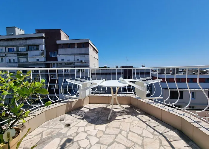 Two-floor Sunny In Centre * Burgas