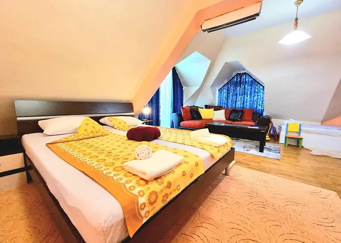 Two-floor Sunny In Centre Apartment *