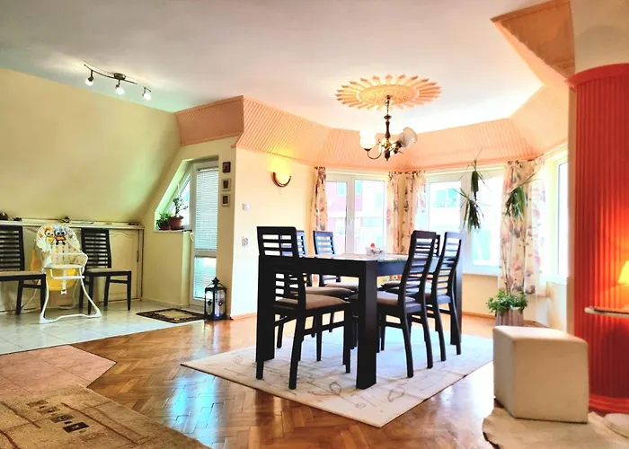 Two-floor Sunny In Centre Apartment *